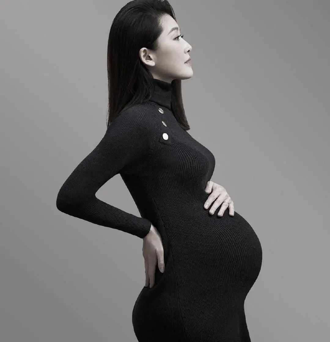 恭喜!41岁TVB前当家花旦迎来人生第一个母亲节,儿子将满一岁开始长牙休闲区蓝鸢梦想 - Www.slyday.coM 恭喜!41岁TVB前当家花旦迎来人生第一个母亲节,儿子将满一岁开始长牙休闲区蓝鸢梦想 - Www.slyday.coM