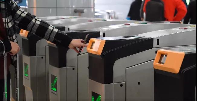 【凤凰体彩】5月12日起,北京、广州地铁搭车二维码完成互联互通(图2) 【凤凰体彩】5月12日起,北京、广州地铁搭车二维码完成互联互通(图2)
