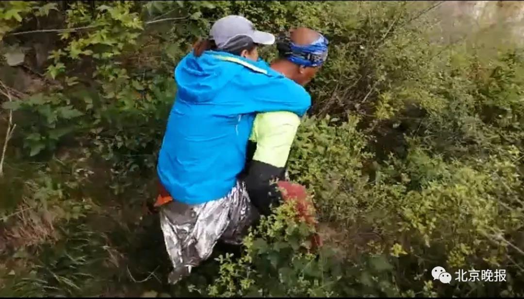 18小时救18人后救援队断水,驴友却烧水泡茶…休闲区蓝鸢梦想 - Www.slyday.coM 18小时救18人后救援队断水,驴友却烧水泡茶…休闲区蓝鸢梦想 - Www.slyday.coM