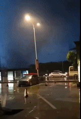 7死239伤!龙卷风突袭苏州、武汉!部分厂房断壁残垣 ,铁皮板被拧成麻花状!亲历者:天花板不断往下掉休闲区蓝鸢梦想 - Www.slyday.coM 7死239伤!龙卷风突袭苏州、武汉!部分厂房断壁残垣 ,铁皮板被拧成麻花状!亲历者:天花板不断往下掉休闲区蓝鸢梦想 - Www.slyday.coM