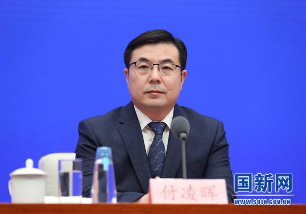 国家统计局新闻发言人付凌晖在发布会上。国新网图