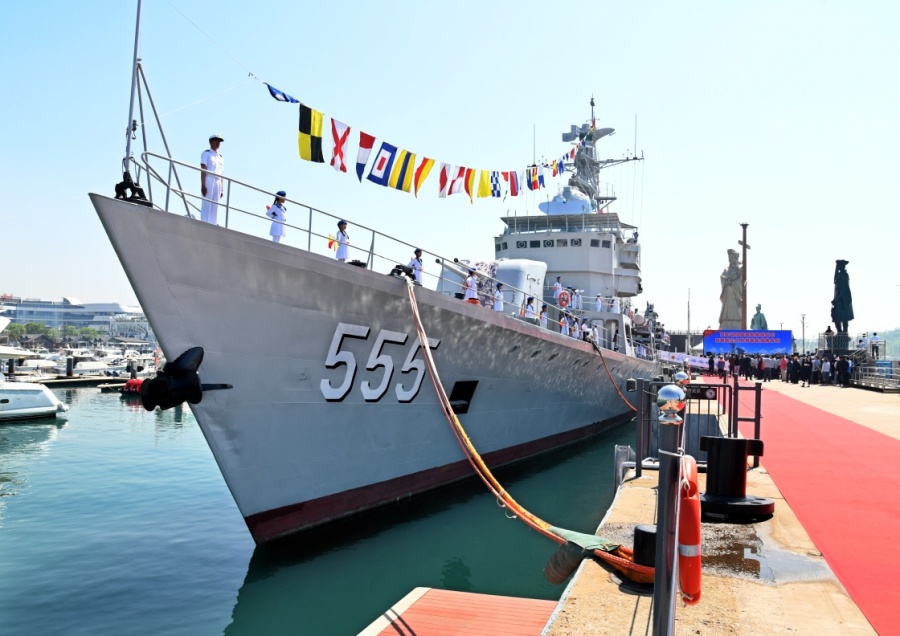 军舰图片大全大图 万图壁纸网