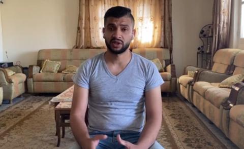 ���ظ�<div class=