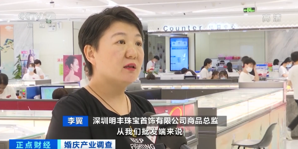 5月20日,民政局被“挤爆”了!凌晨2点,“情侣”们排队“领证”!疫情之下“婚礼季”,有大变化休闲区蓝鸢梦想 - Www.slyday.coM 5月20日,民政局被“挤爆”了!凌晨2点,“情侣”们排队“领证”!疫情之下“婚礼季”,有大变化休闲区蓝鸢梦想 - Www.slyday.coM