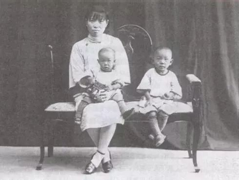 终是谣言成真,一起送别国之脊梁:袁隆平!休闲区蓝鸢梦想 - Www.slyday.coM 终是谣言成真,一起送别国之脊梁:袁隆平!休闲区蓝鸢梦想 - Www.slyday.coM