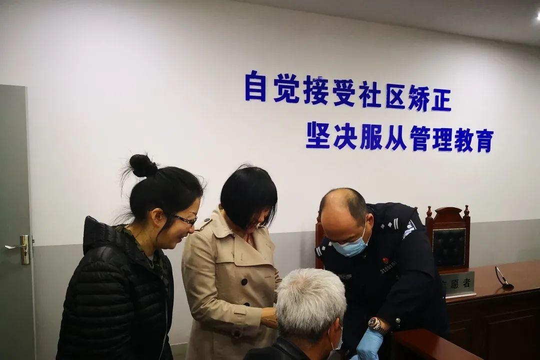 杨浦区检察院邀请人民监督员观摩社区矫正巡回检察工作