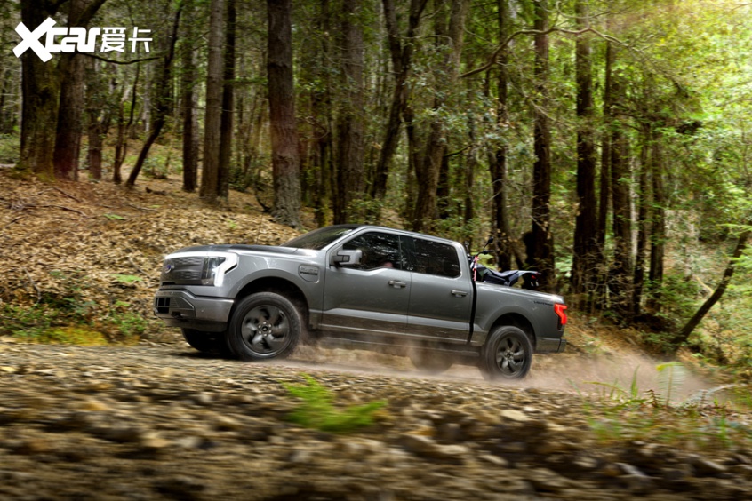 传奇皮卡触电 福特F-150 Lightning图解