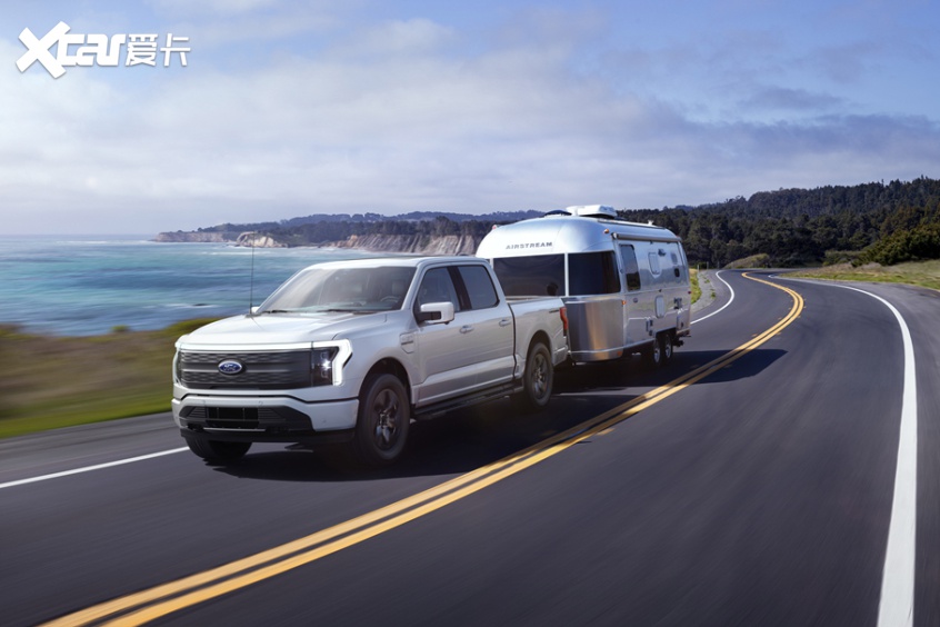 传奇皮卡触电 福特F-150 Lightning图解