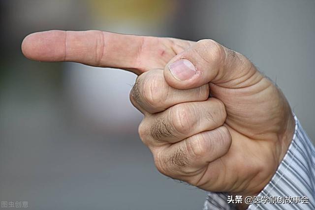 别把肺癌当成关节炎,手指若有一个表现,可能是肺部在“求救”休闲区蓝鸢梦想 - Www.slyday.coM 别把肺癌当成关节炎,手指若有一个表现,可能是肺部在“求救”休闲区蓝鸢梦想 - Www.slyday.coM