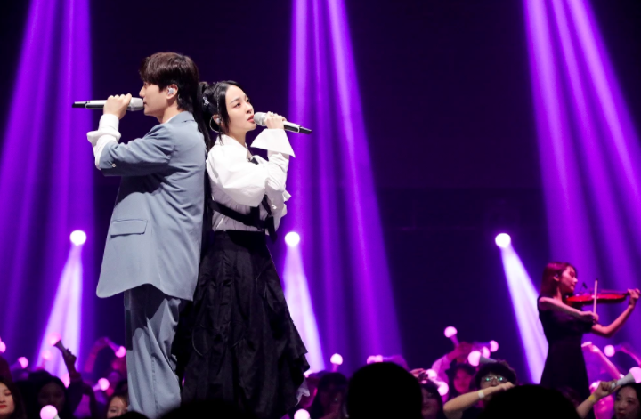 歌红重要还是人红重要?大张伟和罗永浩的碰撞,道出了残酷的现实休闲区蓝鸢梦想 - Www.slyday.coM 歌红重要还是人红重要?大张伟和罗永浩的碰撞,道出了残酷的现实休闲区蓝鸢梦想 - Www.slyday.coM