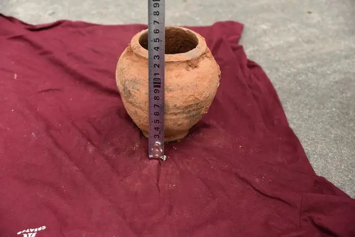 盗掘古墓! 安徽警方抓获公安部A级通缉犯休闲区蓝鸢梦想 - Www.slyday.coM 盗掘古墓! 安徽警方抓获公安部A级通缉犯休闲区蓝鸢梦想 - Www.slyday.coM