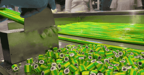 小时候那种横截面有字的糖条,是怎么做上去的字?休闲区蓝鸢梦想 - Www.slyday.coM 小时候那种横截面有字的糖条,是怎么做上去的字?休闲区蓝鸢梦想 - Www.slyday.coM