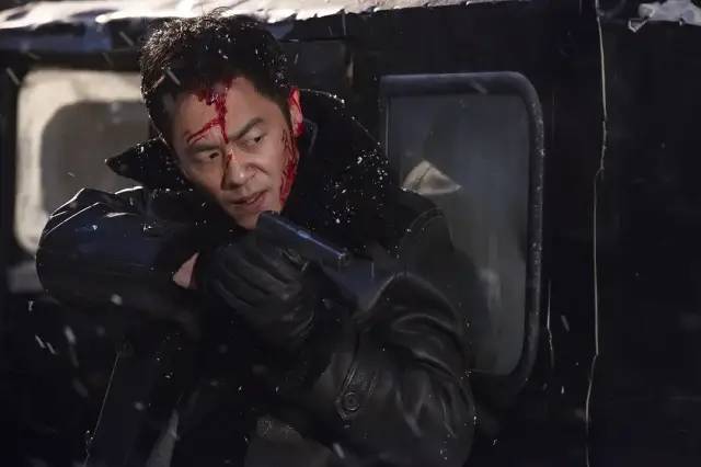 《悬崖之上》,《风声》之后最好的谍战片?休闲区蓝鸢梦想 - Www.slyday.coM 《悬崖之上》,《风声》之后最好的谍战片?休闲区蓝鸢梦想 - Www.slyday.coM