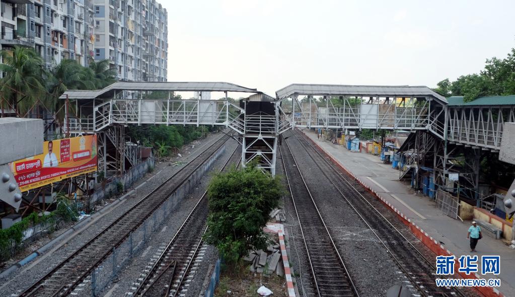 印度日增新冠确诊和死亡病例均破纪录【图】休闲区蓝鸢梦想 - Www.slyday.coM 印度日增新冠确诊和死亡病例均破纪录【图】休闲区蓝鸢梦想 - Www.slyday.coM