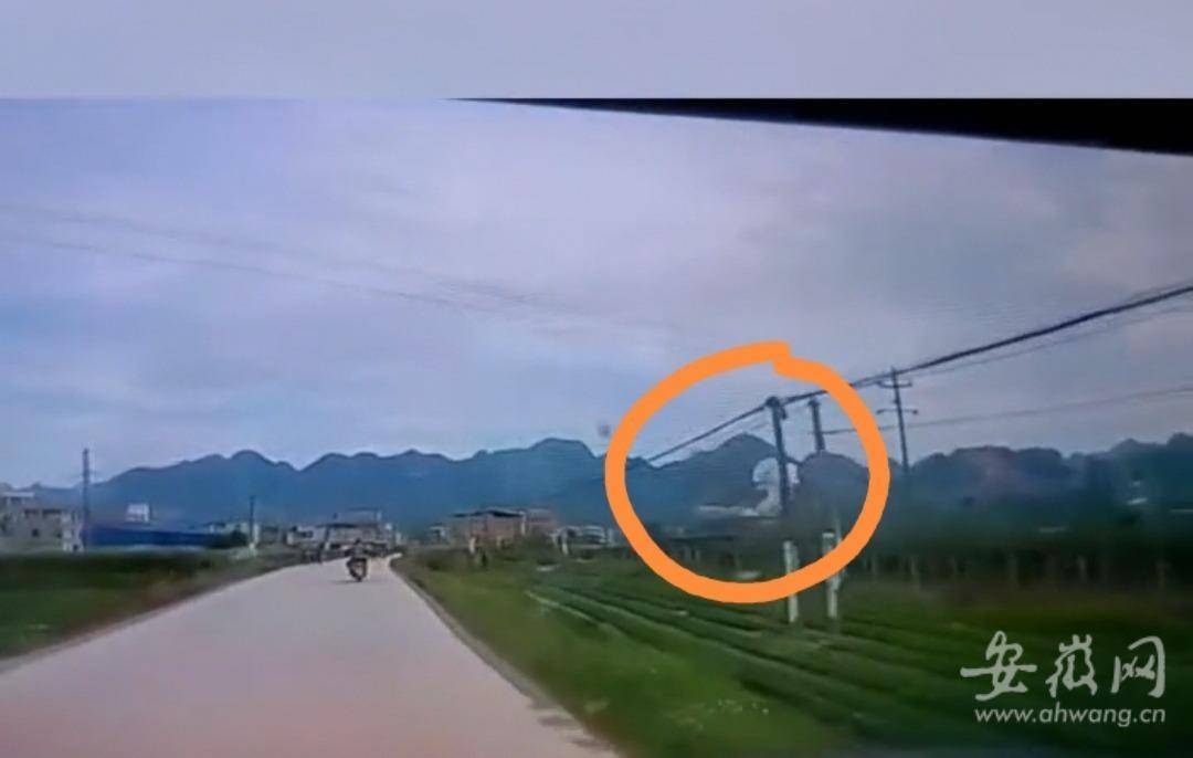 广西百色市发生爆炸致1死3伤 现场几条街的玻璃被震碎休闲区蓝鸢梦想 - Www.slyday.coM 广西百色市发生爆炸致1死3伤 现场几条街的玻璃被震碎休闲区蓝鸢梦想 - Www.slyday.coM