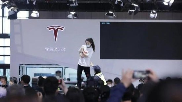 特斯拉回应上海维权女车主起诉:相信法律并全力推动车辆检测休闲区蓝鸢梦想 - Www.slyday.coM 特斯拉回应上海维权女车主起诉:相信法律并全力推动车辆检测休闲区蓝鸢梦想 - Www.slyday.coM