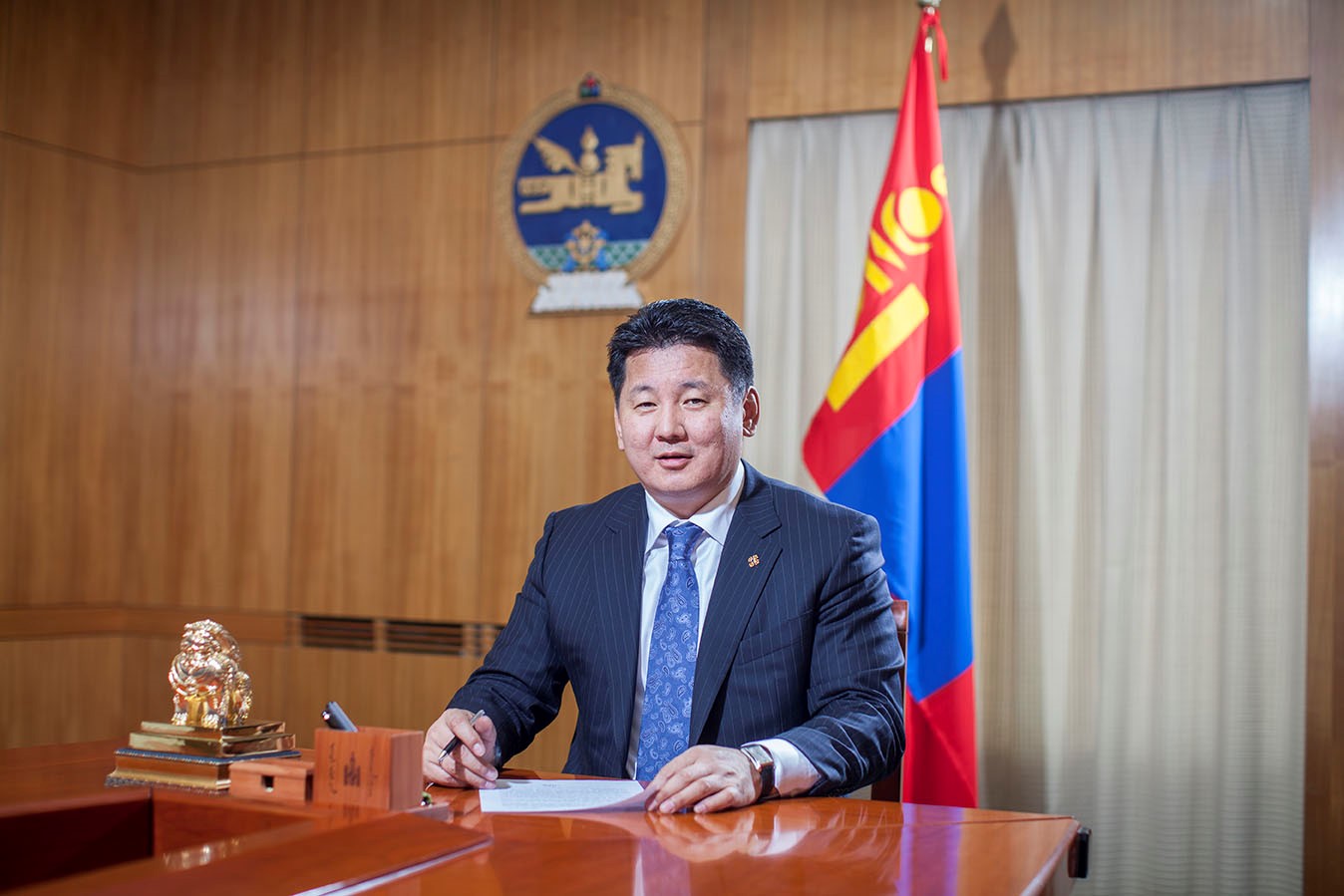 乌赫那·呼日勒苏赫。蒙古国Ugluu.mn新闻网图