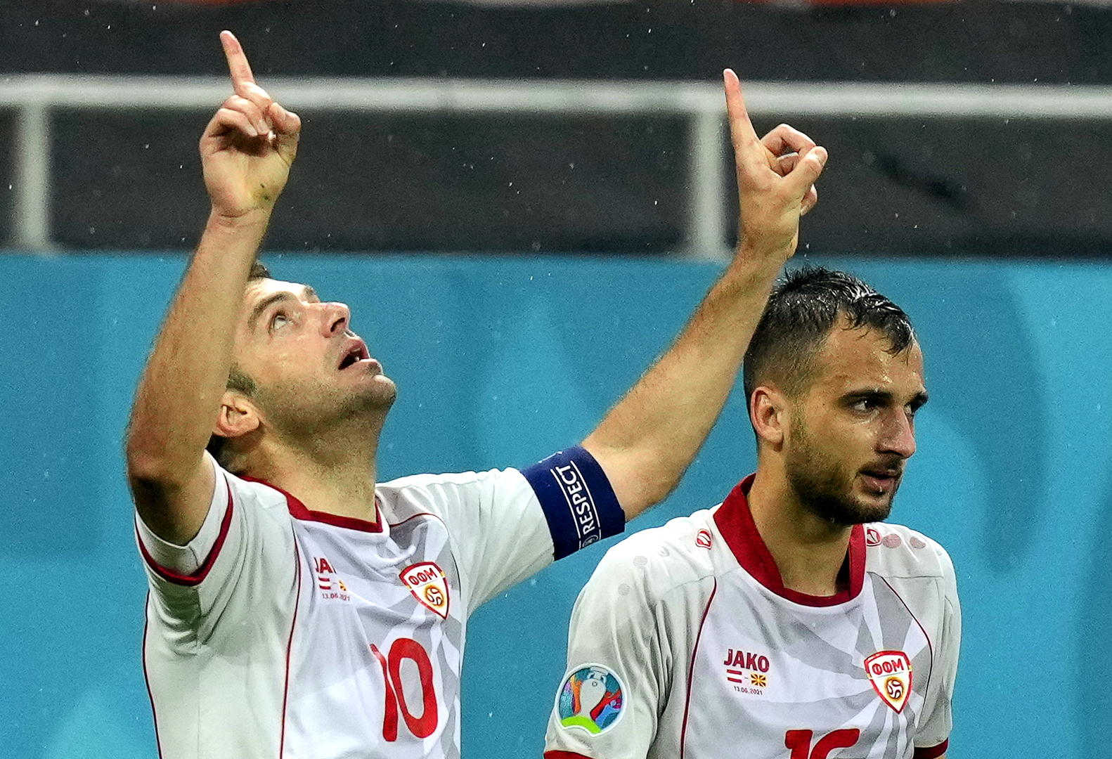 打进球队欧洲杯历史首球 眼含热泪的潘德夫为北马其顿坚守20年休闲区蓝鸢梦想 - Www.slyday.coM 打进球队欧洲杯历史首球 眼含热泪的潘德夫为北马其顿坚守20年休闲区蓝鸢梦想 - Www.slyday.coM