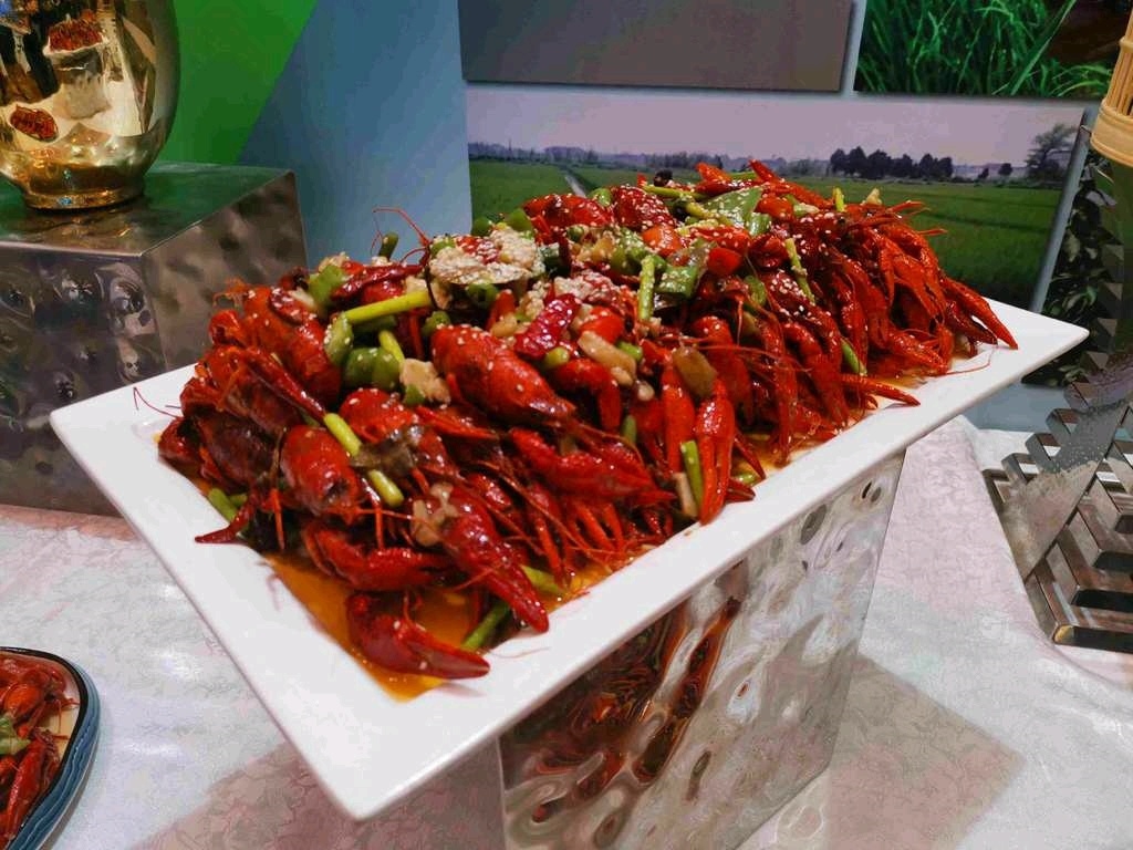 没有一只小龙虾能活着离开四川 四川“好吃嘴”一年吃掉七八万吨!休闲区蓝鸢梦想 - Www.slyday.coM 没有一只小龙虾能活着离开四川 四川“好吃嘴”一年吃掉七八万吨!休闲区蓝鸢梦想 - Www.slyday.coM