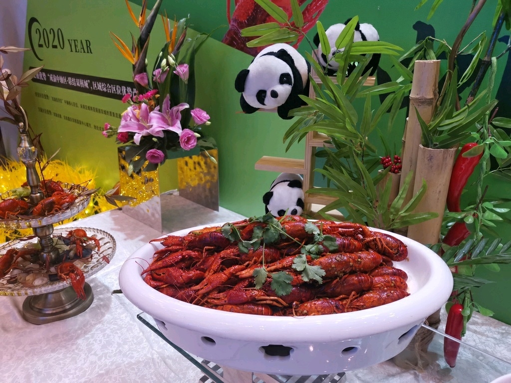 没有一只小龙虾能活着离开四川 四川“好吃嘴”一年吃掉七八万吨!休闲区蓝鸢梦想 - Www.slyday.coM 没有一只小龙虾能活着离开四川 四川“好吃嘴”一年吃掉七八万吨!休闲区蓝鸢梦想 - Www.slyday.coM