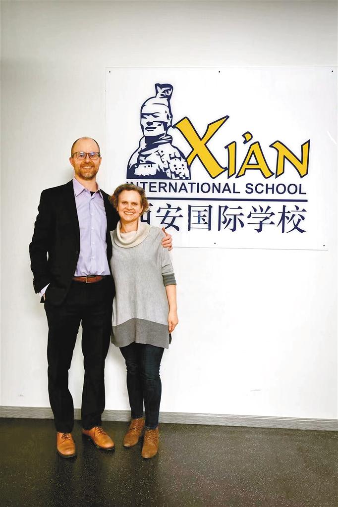 Stephanie Paul,stephaniepaul 西安国际学校校长paul和妻子stephanie. (受访者供图)