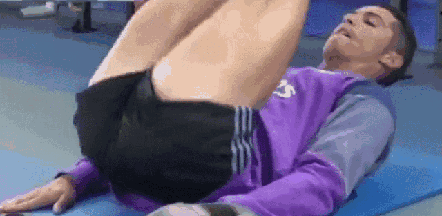 从排骨少年到精壮大叔,C罗身材上热搜不是玩梗休闲区蓝鸢梦想 - Www.slyday.coM 从排骨少年到精壮大叔,C罗身材上热搜不是玩梗休闲区蓝鸢梦想 - Www.slyday.coM