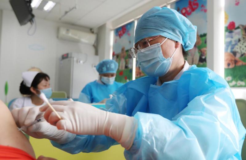 全国新冠疫苗接种超10亿剂次 十亿来之不易,你我仍需努力休闲区蓝鸢梦想 - Www.slyday.coM 全国新冠疫苗接种超10亿剂次 十亿来之不易,你我仍需努力休闲区蓝鸢梦想 - Www.slyday.coM