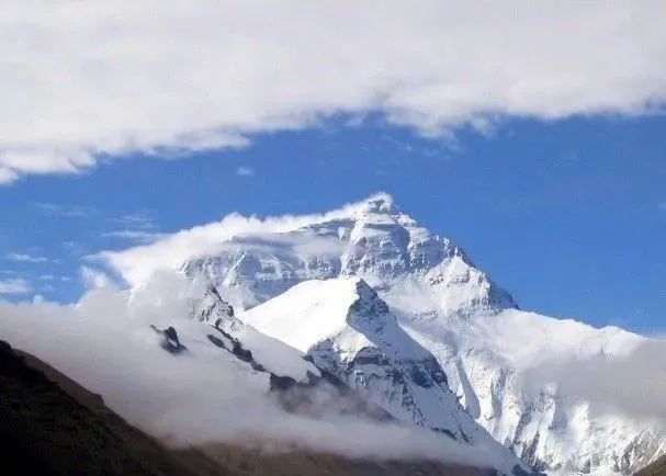 新疆最惊艳的山峰都在这里,是时候带你们去看看了!休闲区蓝鸢梦想 - Www.slyday.coM 新疆最惊艳的山峰都在这里,是时候带你们去看看了!休闲区蓝鸢梦想 - Www.slyday.coM