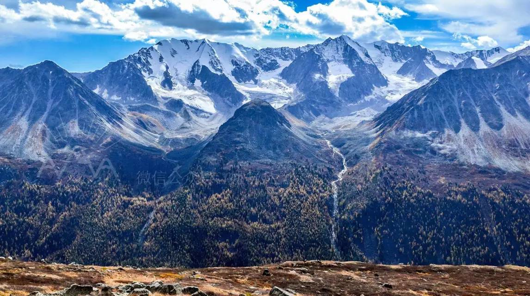新疆最惊艳的山峰都在这里,是时候带你们去看看了!休闲区蓝鸢梦想 - Www.slyday.coM 新疆最惊艳的山峰都在这里,是时候带你们去看看了!休闲区蓝鸢梦想 - Www.slyday.coM