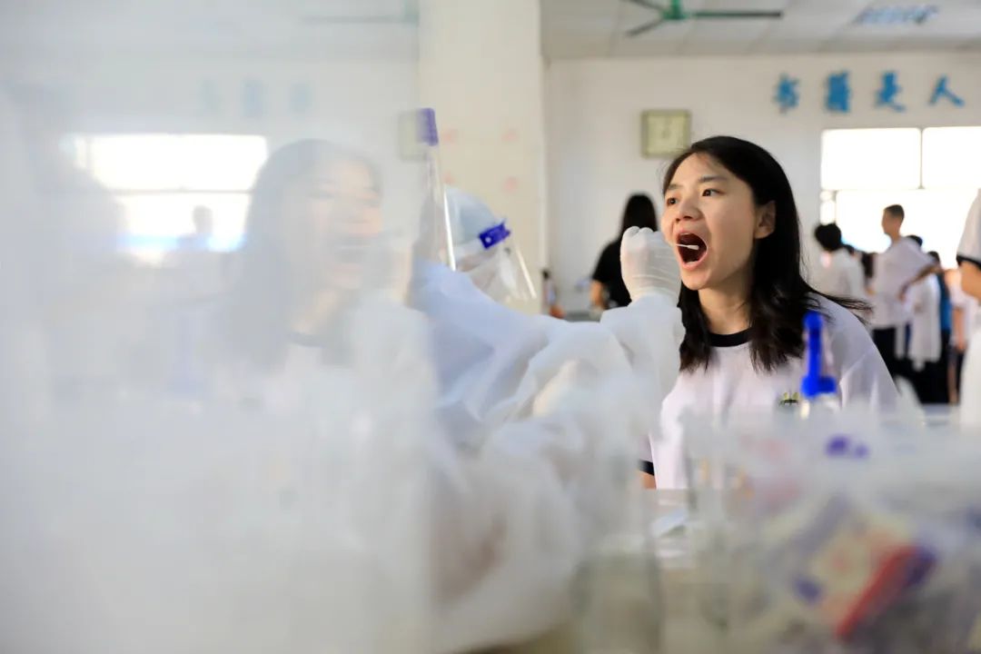 送检上门!东莞4万多名涉考人员全部完成核酸检测休闲区蓝鸢梦想 - Www.slyday.coM 送检上门!东莞4万多名涉考人员全部完成核酸检测休闲区蓝鸢梦想 - Www.slyday.coM