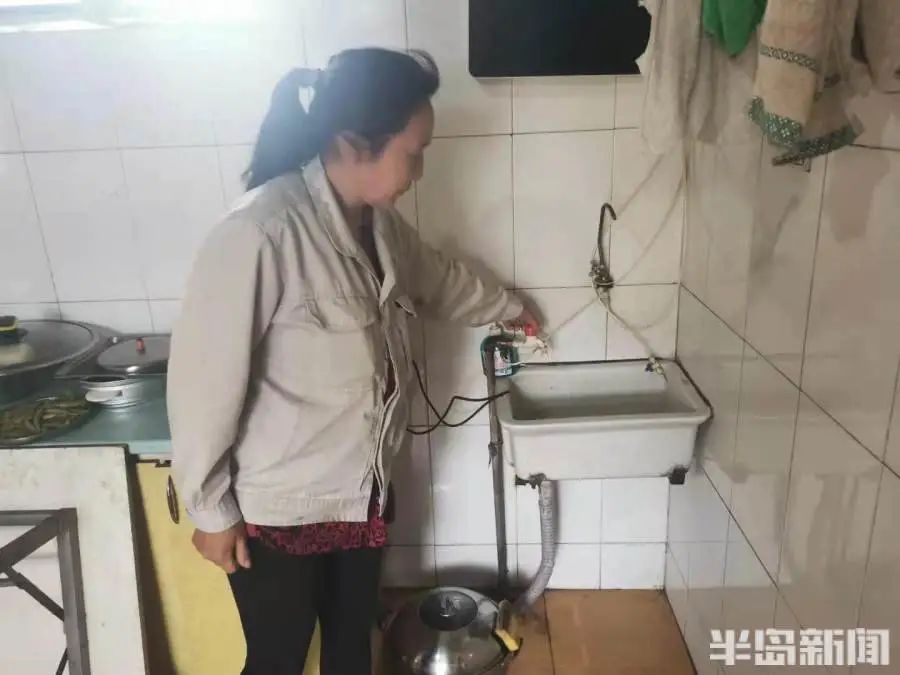 老两口俩月欠下万元水费,还有老人去世水表仍在跑…青岛姜山镇自来水管理站回应“天价水费”!休闲区蓝鸢梦想 - Www.slyday.coM 老两口俩月欠下万元水费,还有老人去世水表仍在跑…青岛姜山镇自来水管理站回应“天价水费”!休闲区蓝鸢梦想 - Www.slyday.coM