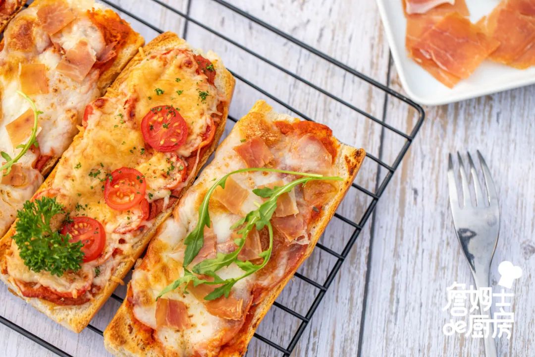 每年卖出100亿的它,还能这样吃!一咬酥脆会爆浆~休闲区蓝鸢梦想 - Www.slyday.coM 每年卖出100亿的它,还能这样吃!一咬酥脆会爆浆~休闲区蓝鸢梦想 - Www.slyday.coM