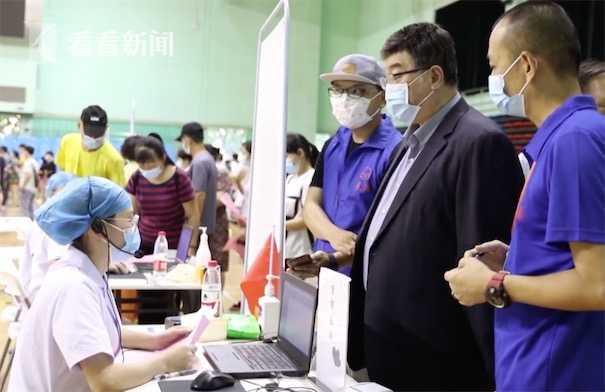 结束21天隔离后,台湾学者邱毅在厦门接种新冠疫苗:感觉非常好!休闲区蓝鸢梦想 - Www.slyday.coM 结束21天隔离后,台湾学者邱毅在厦门接种新冠疫苗:感觉非常好!休闲区蓝鸢梦想 - Www.slyday.coM