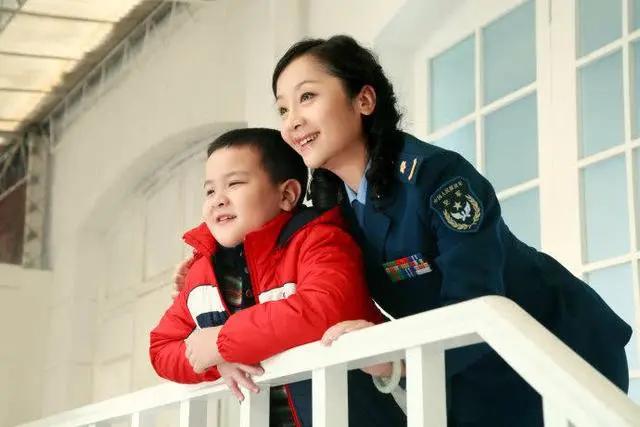 秦海璐老公王新军的前妻,是个狠角色,助《红海行动》拿36亿票房