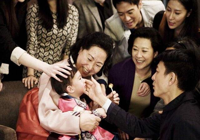 产妇三胎生下四胞胎,一家八口靠借钱维生,网友:拼儿子惹的祸休闲区蓝鸢梦想 - Www.slyday.coM 产妇三胎生下四胞胎,一家八口靠借钱维生,网友:拼儿子惹的祸休闲区蓝鸢梦想 - Www.slyday.coM