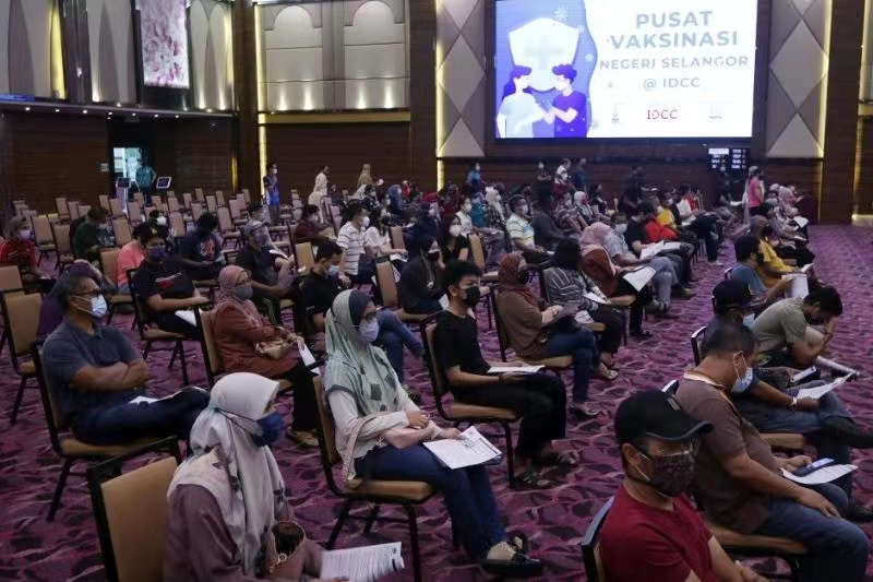 马来西亚一疫苗接种中心204名工作人员确诊新冠肺炎休闲区蓝鸢梦想 - Www.slyday.coM 马来西亚一疫苗接种中心204名工作人员确诊新冠肺炎休闲区蓝鸢梦想 - Www.slyday.coM