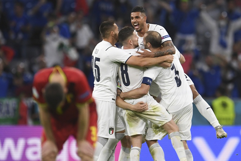 欧洲杯·聚焦休闲区蓝鸢梦想 - Www.slyday.coM 欧洲杯·聚焦休闲区蓝鸢梦想 - Www.slyday.coM