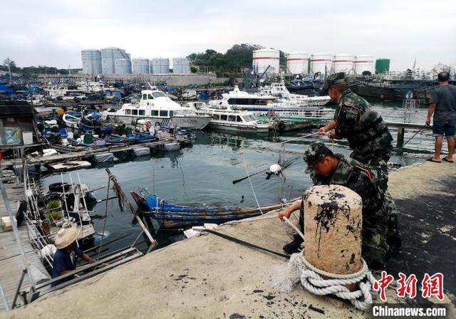 福建漳州海警全力做好巴士海峡热带低压防风防汛