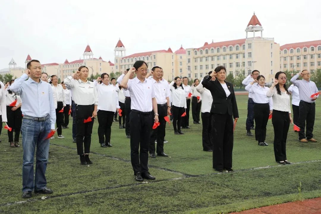 【关注】满洲里俄语职业学院:党建引领立德树人谱新篇