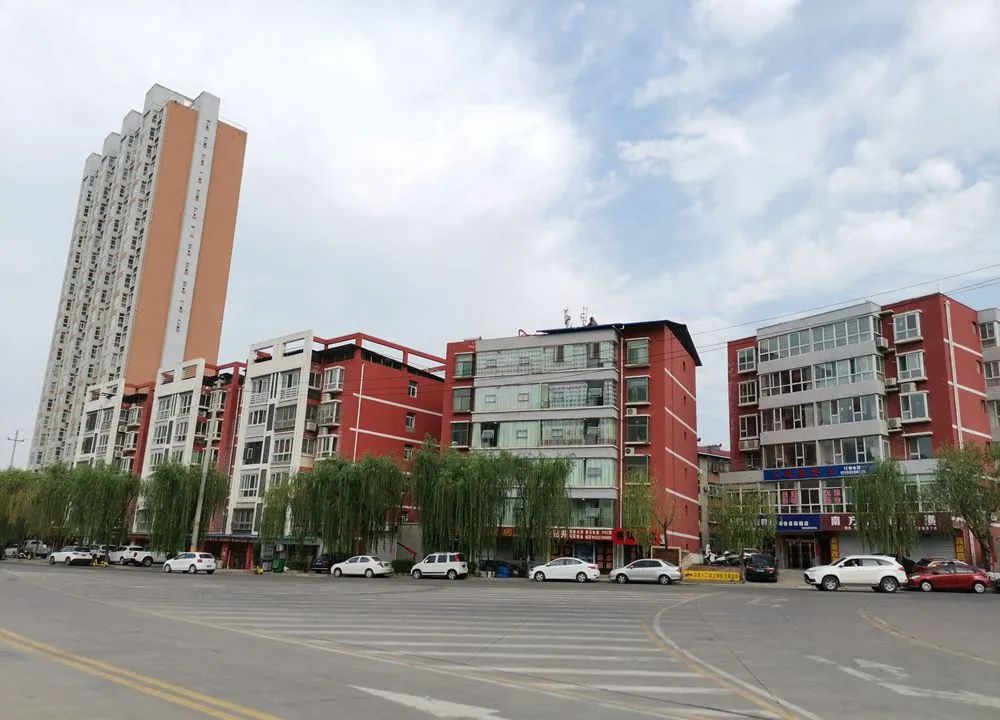 吴堡县城街景〡粉巷君 摄