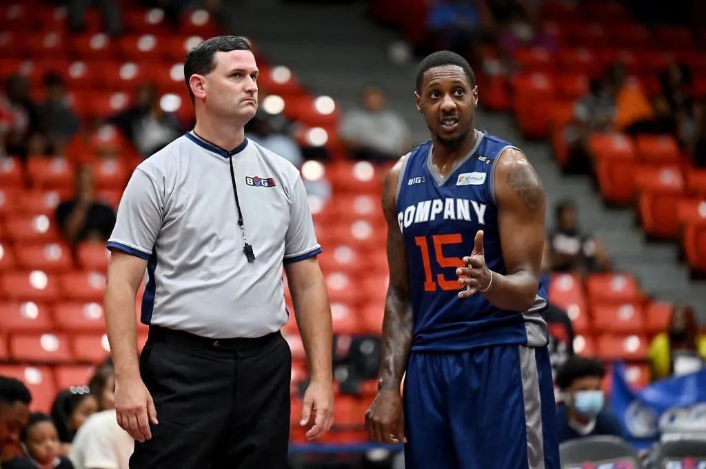 签了!2届冠军后卫回家!激烈争吵!詹姆斯连续3次向他道歉……休闲区蓝鸢梦想 - Www.slyday.coM 签了!2届冠军后卫回家!激烈争吵!詹姆斯连续3次向他道歉……休闲区蓝鸢梦想 - Www.slyday.coM