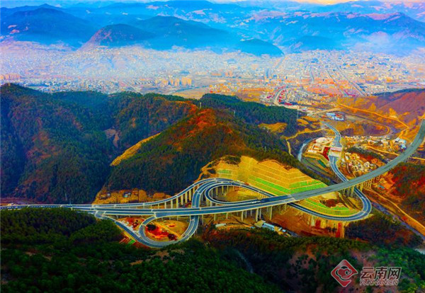 云南宁永高速宁蒗北至跑马坪建成通车休闲区蓝鸢梦想 - Www.slyday.coM 云南宁永高速宁蒗北至跑马坪建成通车休闲区蓝鸢梦想 - Www.slyday.coM