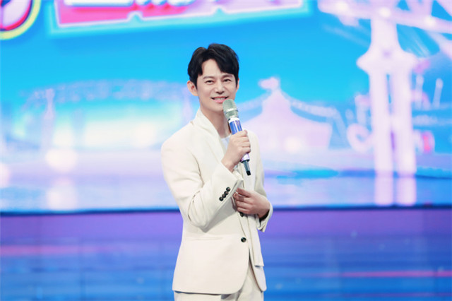 《你好星期六》今晚开播,快乐家族主持人只剩何炅,让人唏嘘休闲区蓝鸢梦想 - Www.slyday.coM 《你好星期六》今晚开播,快乐家族主持人只剩何炅,让人唏嘘休闲区蓝鸢梦想 - Www.slyday.coM