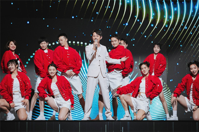 《你好星期六》今晚开播,快乐家族主持人只剩何炅,让人唏嘘休闲区蓝鸢梦想 - Www.slyday.coM 《你好星期六》今晚开播,快乐家族主持人只剩何炅,让人唏嘘休闲区蓝鸢梦想 - Www.slyday.coM