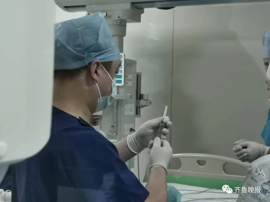 “打完针以后,我想上学!” 山东4岁男孩成SMA靶向药纳入医保后全国首例注射者休闲区蓝鸢梦想 - Www.slyday.coM “打完针以后,我想上学!” 山东4岁男孩成SMA靶向药纳入医保后全国首例注射者休闲区蓝鸢梦想 - Www.slyday.coM