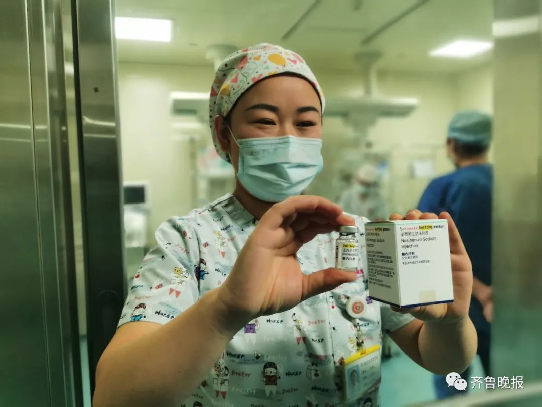 “打完针以后,我想上学!” 山东4岁男孩成SMA靶向药纳入医保后全国首例注射者休闲区蓝鸢梦想 - Www.slyday.coM “打完针以后,我想上学!” 山东4岁男孩成SMA靶向药纳入医保后全国首例注射者休闲区蓝鸢梦想 - Www.slyday.coM