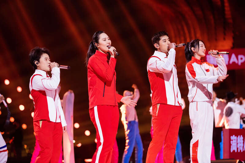 湖南卫视2021~2022跨年晚会:记录2021高光时刻,以音乐唱响时代休闲区蓝鸢梦想 - Www.slyday.coM 湖南卫视2021~2022跨年晚会:记录2021高光时刻,以音乐唱响时代休闲区蓝鸢梦想 - Www.slyday.coM