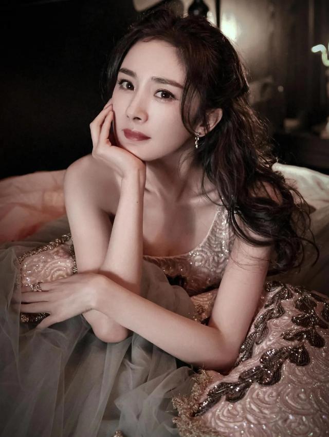 跨年晚会回顾:周笔畅跑调,周深邓丽君同台,宋祖儿王安宇太甜了休闲区蓝鸢梦想 - Www.slyday.coM 跨年晚会回顾:周笔畅跑调,周深邓丽君同台,宋祖儿王安宇太甜了休闲区蓝鸢梦想 - Www.slyday.coM