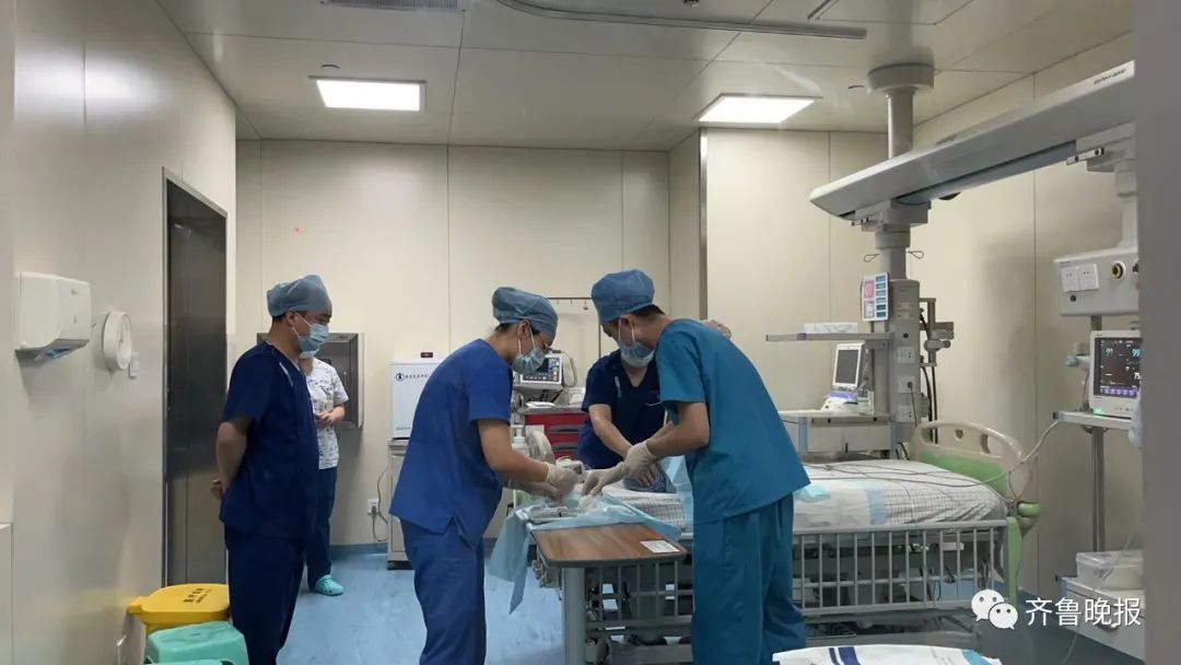 “打完针以后,我想上学!” 山东4岁男孩成SMA靶向药纳入医保后全国首例注射者休闲区蓝鸢梦想 - Www.slyday.coM “打完针以后,我想上学!” 山东4岁男孩成SMA靶向药纳入医保后全国首例注射者休闲区蓝鸢梦想 - Www.slyday.coM