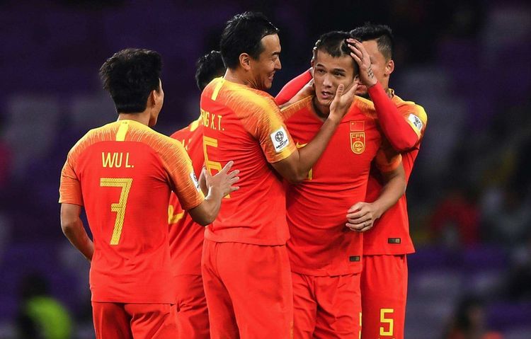 从4-0到6-2！2022新年第1冠诞生，国足苦主称霸东南亚，越南不服